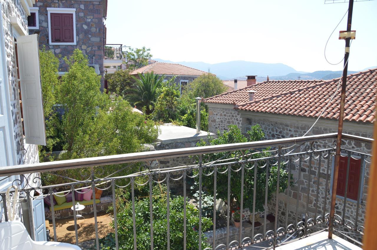 הוילה מית'ימנה Molivos Tower חדר תמונה